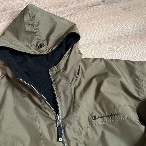 Champion Reversible Fleece Jacket - Picture 2 of 6
